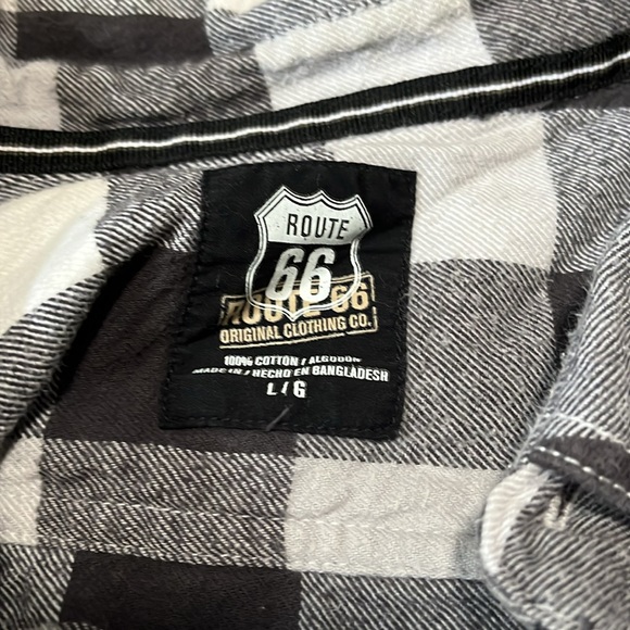 Plaid flannel - Picture 2 of 2